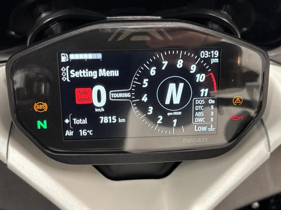DUCATI Supersport 2023