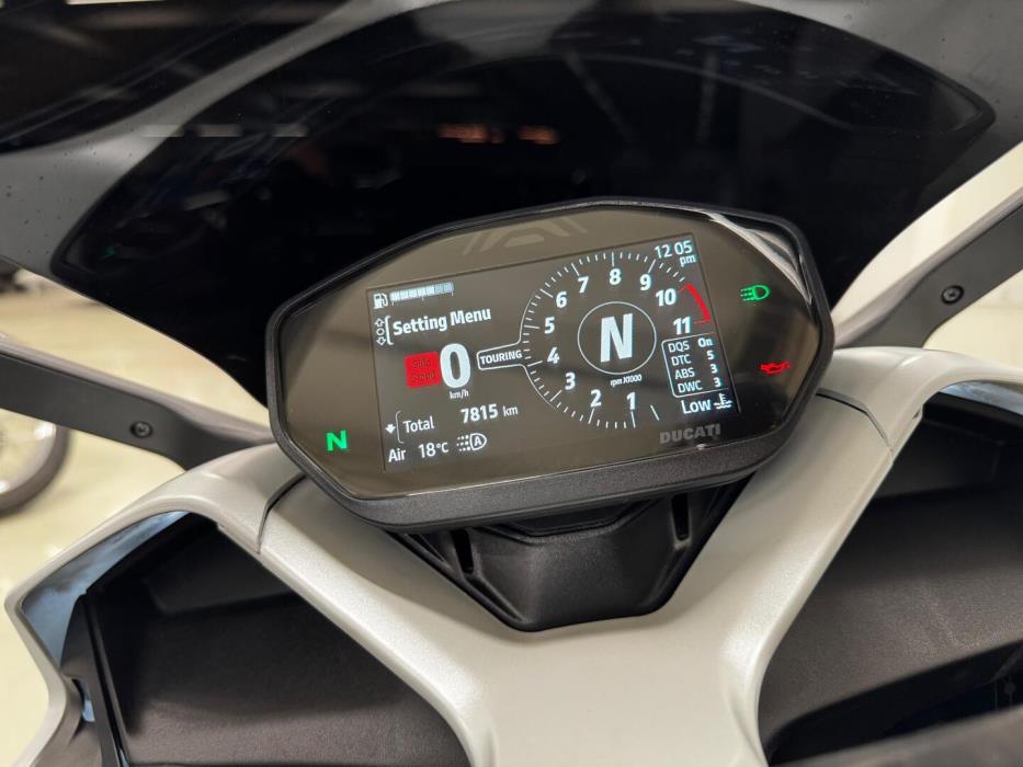 DUCATI Supersport 2023