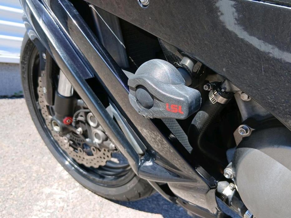 KAWASAKI Ninja 2011