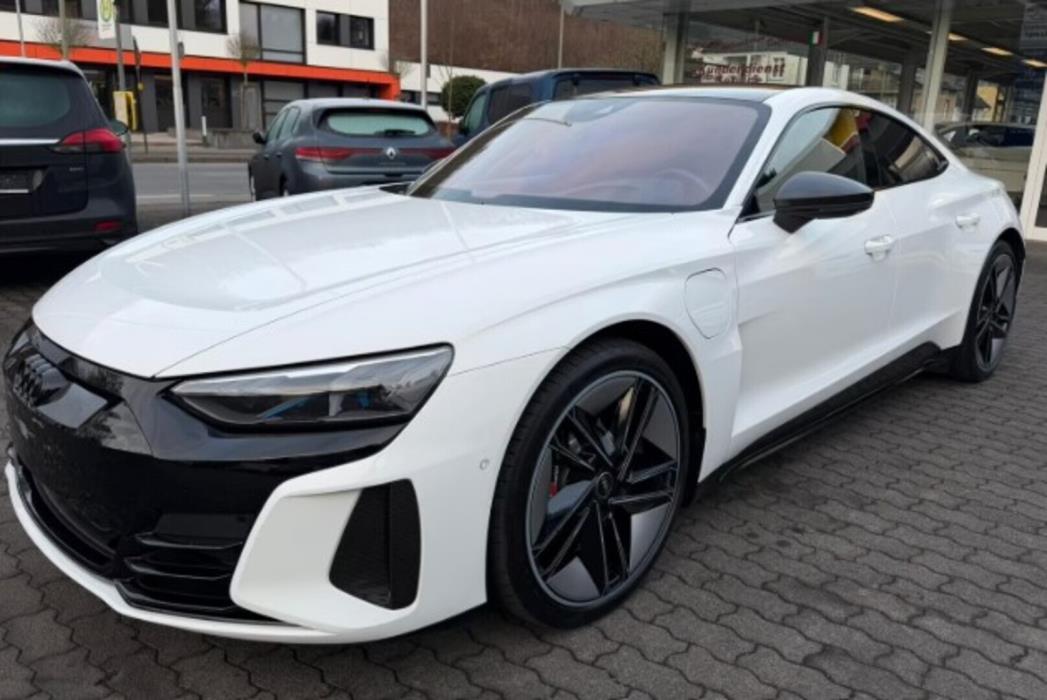 AUDI RS e-tron GT 2022