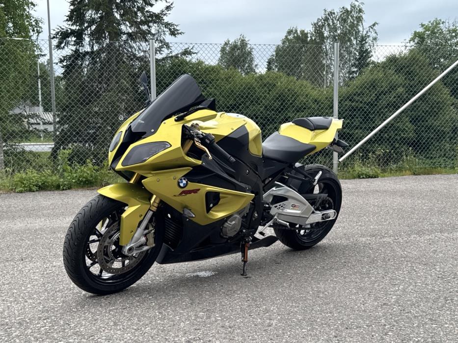 BMW S 2010