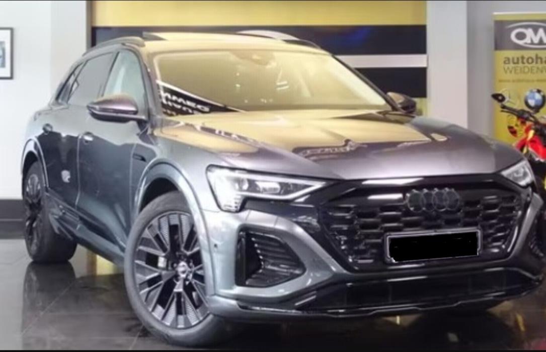 AUDI Q8 E-TRON 2024