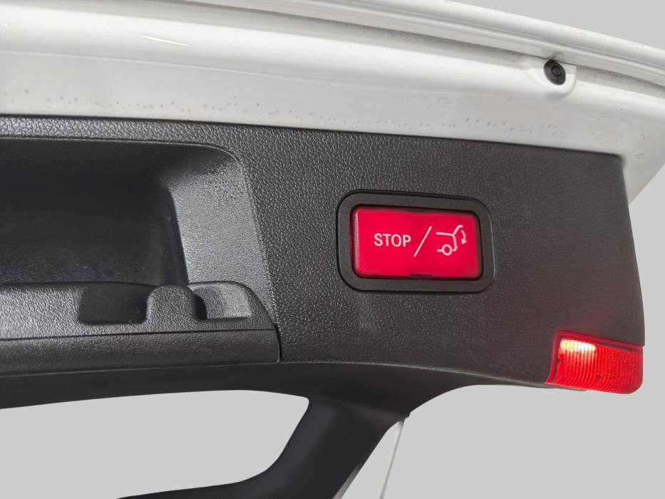 MERCEDES-BENZ E 2011