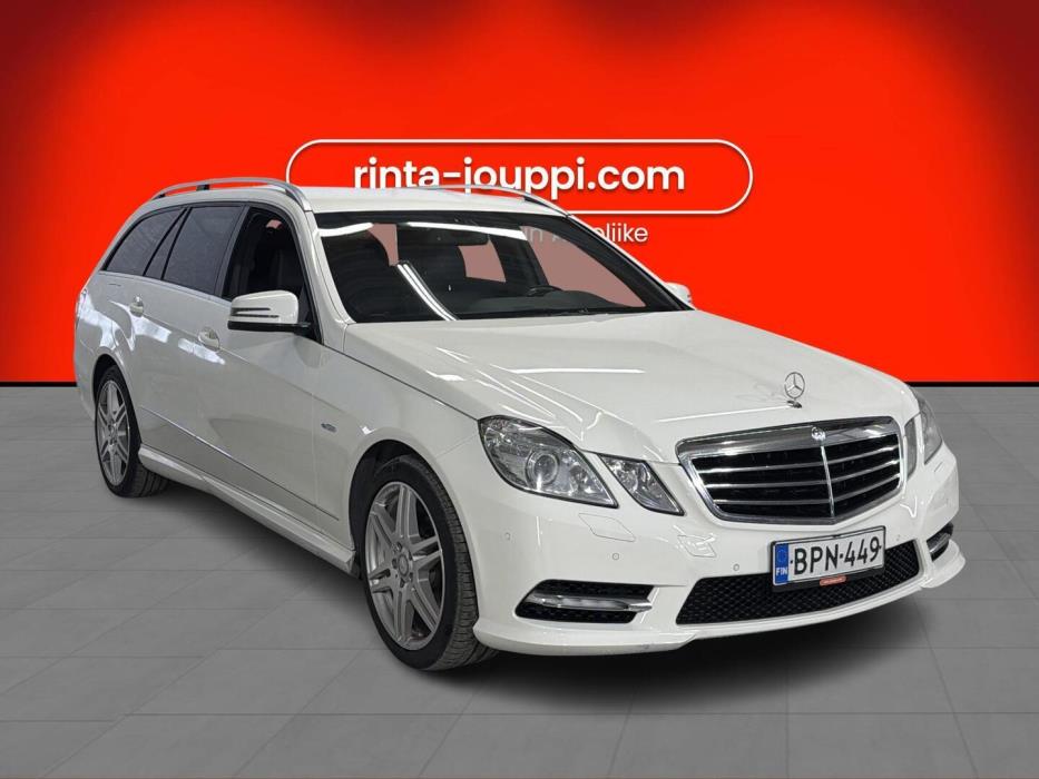MERCEDES-BENZ E 2011
