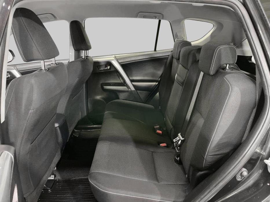 TOYOTA RAV4 2018
