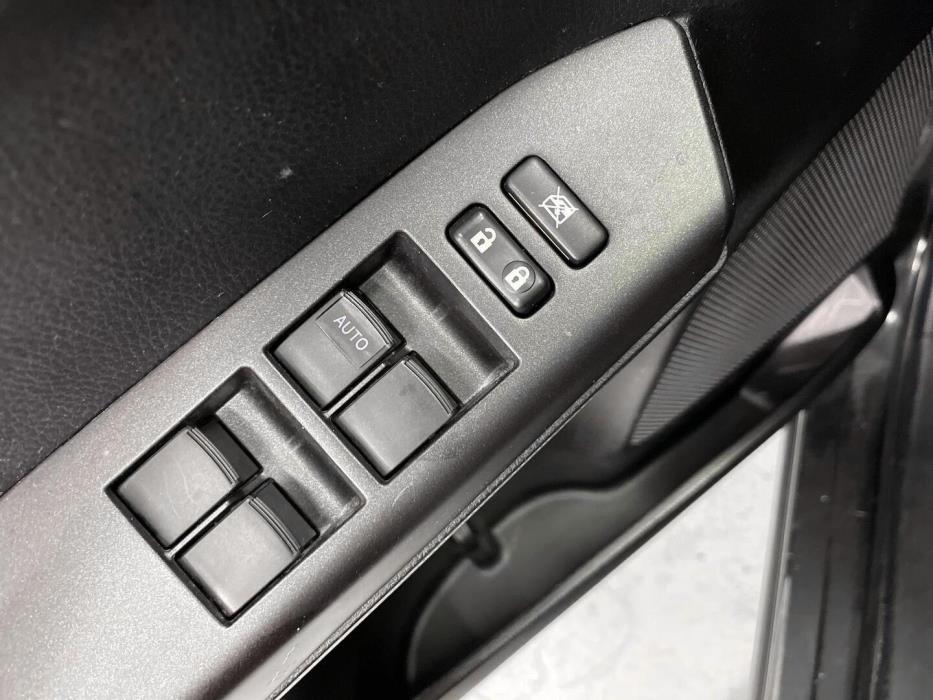 TOYOTA RAV4 2018