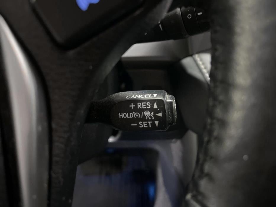 TOYOTA RAV4 2018