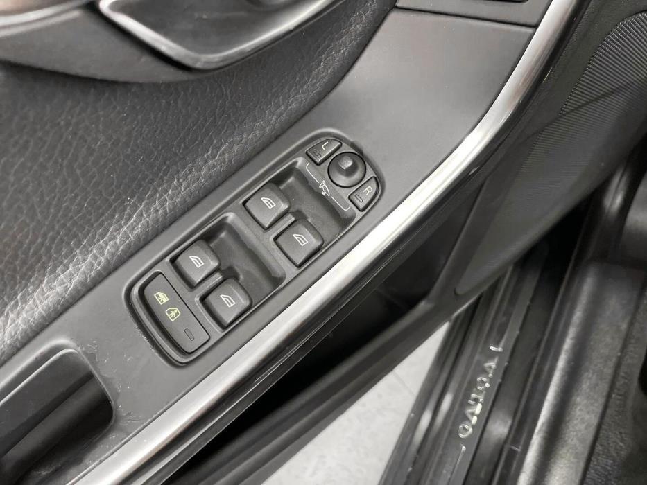 VOLVO V60 2011