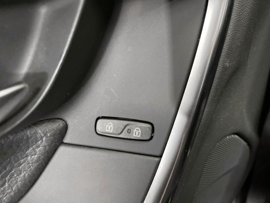 VOLVO V60 2011