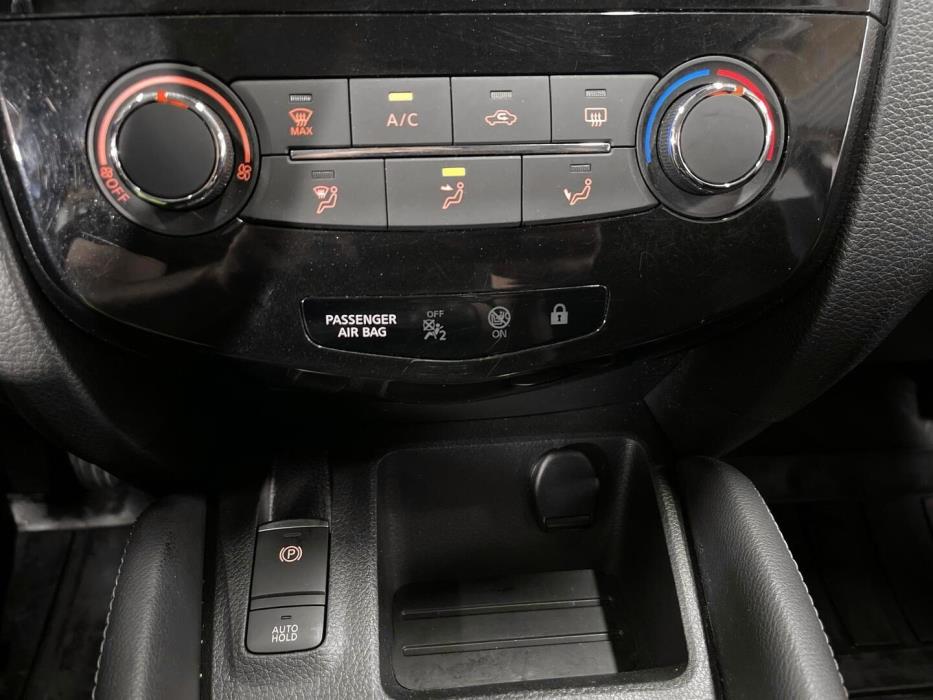 NISSAN Qashqai 2019