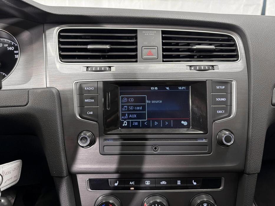 VOLKSWAGEN Golf 2013