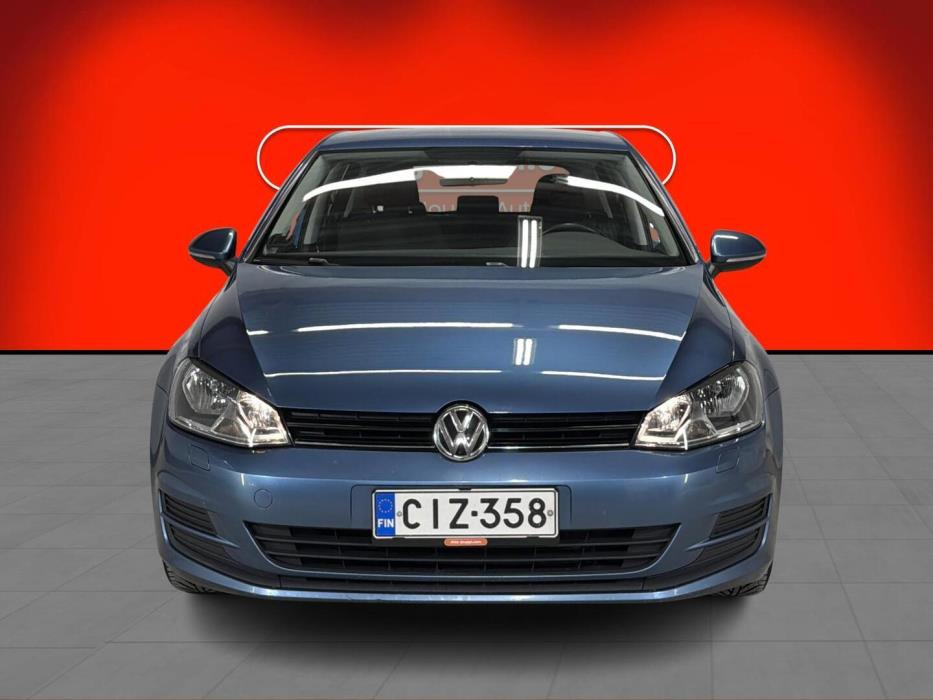 VOLKSWAGEN Golf 2013