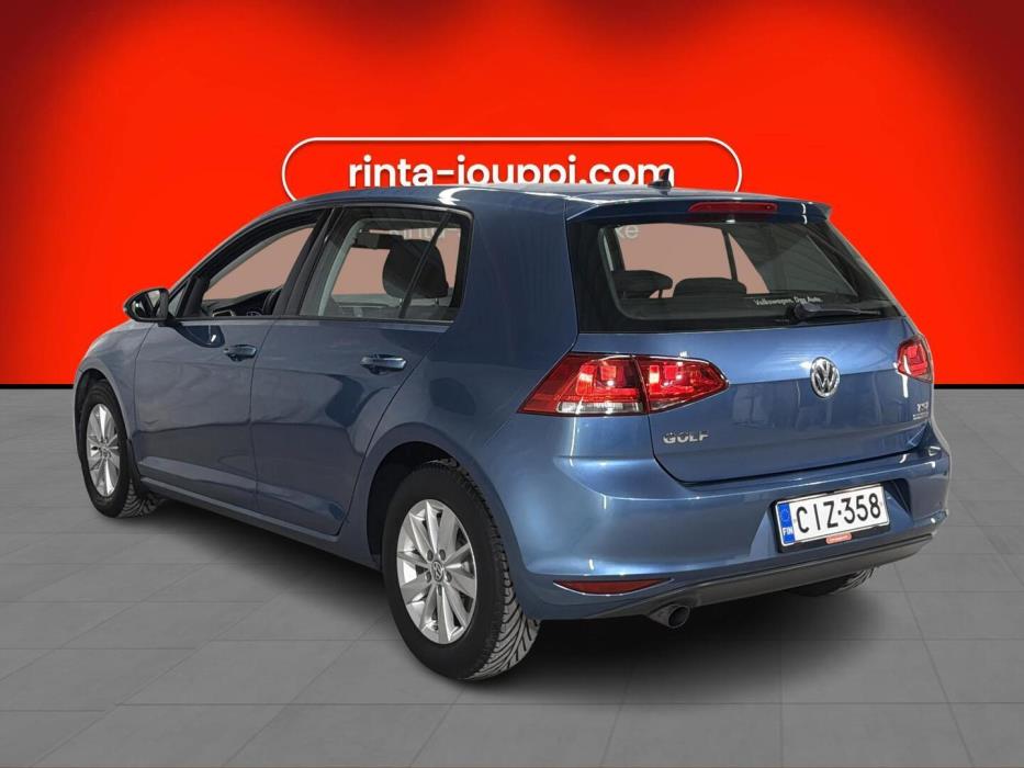 VOLKSWAGEN Golf 2013
