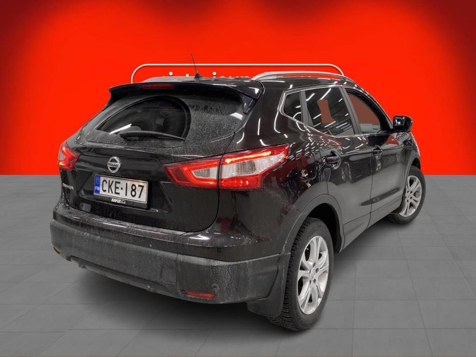 NISSAN Qashqai 2015