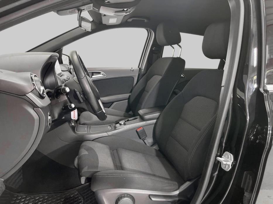 MERCEDES-BENZ B 2015