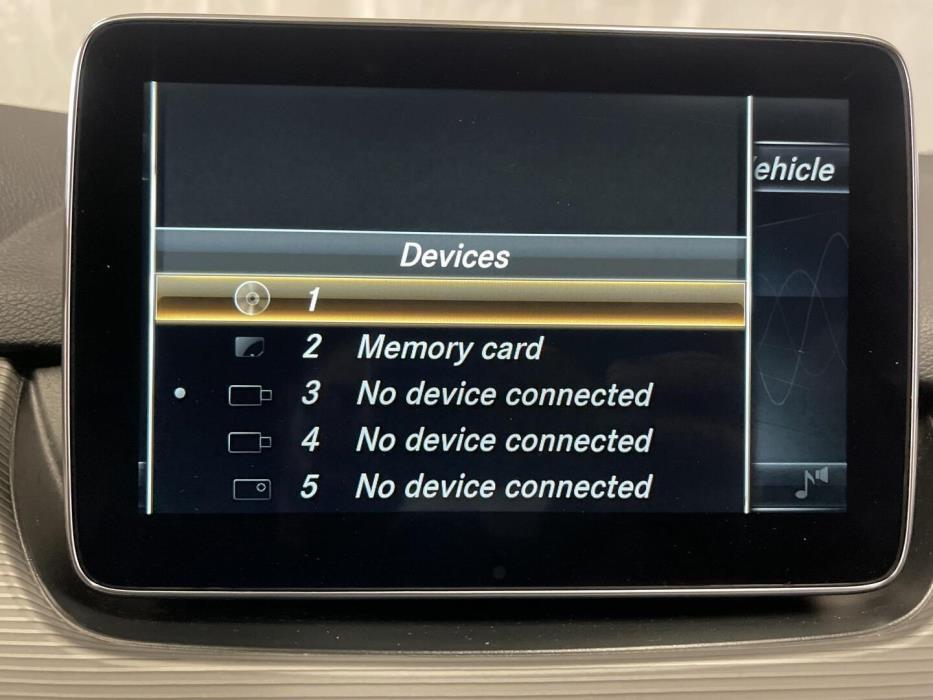 MERCEDES-BENZ B 2015