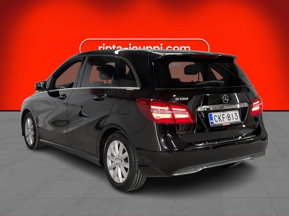 MERCEDES-BENZ B 2015