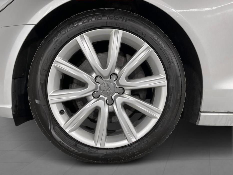 AUDI A6 2012
