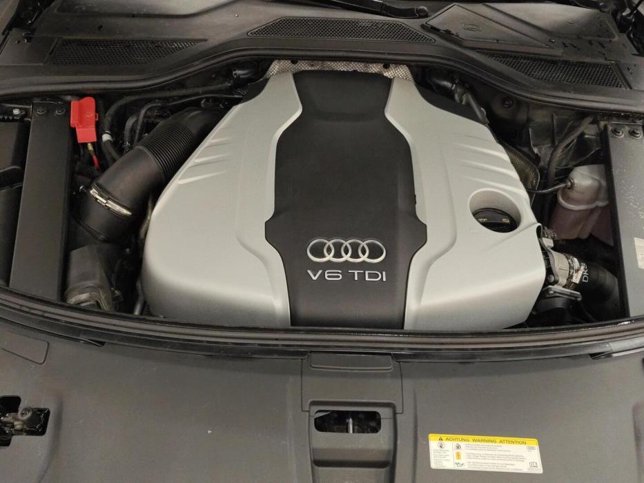 AUDI A8 2014