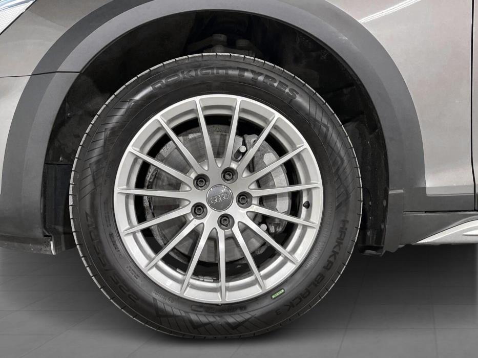 AUDI A4 allroad quattro 2020