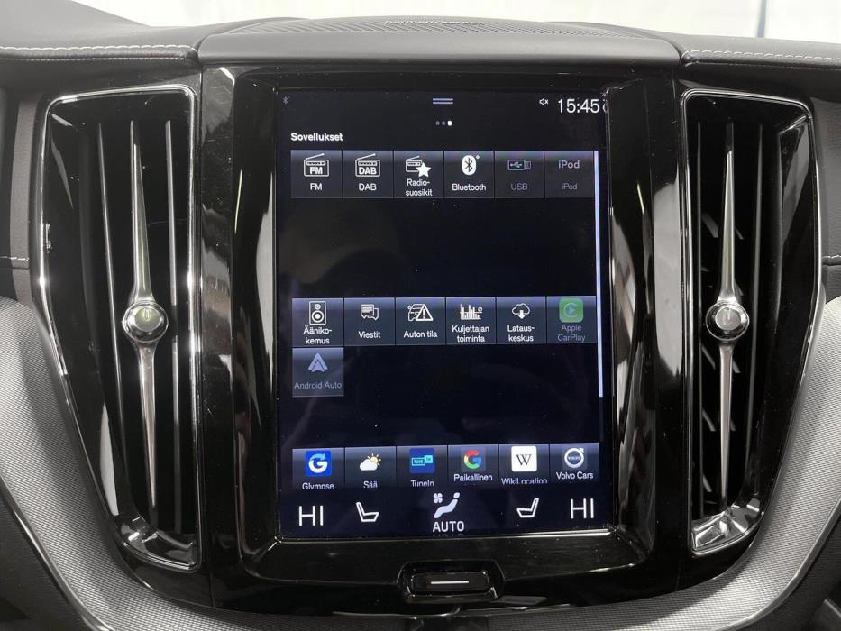VOLVO XC60 2021
