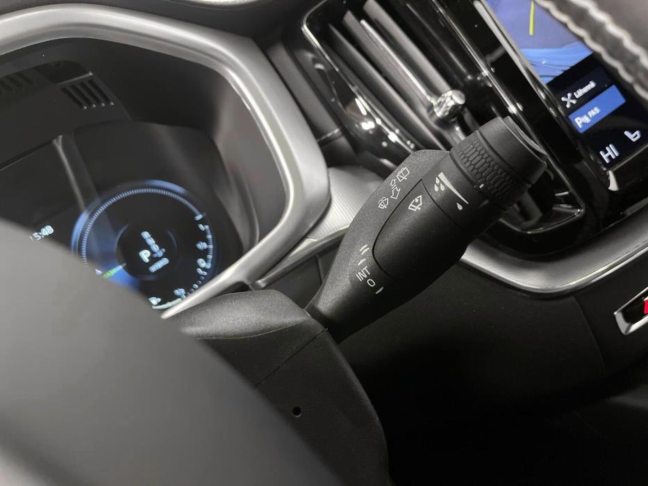 VOLVO XC60 2021