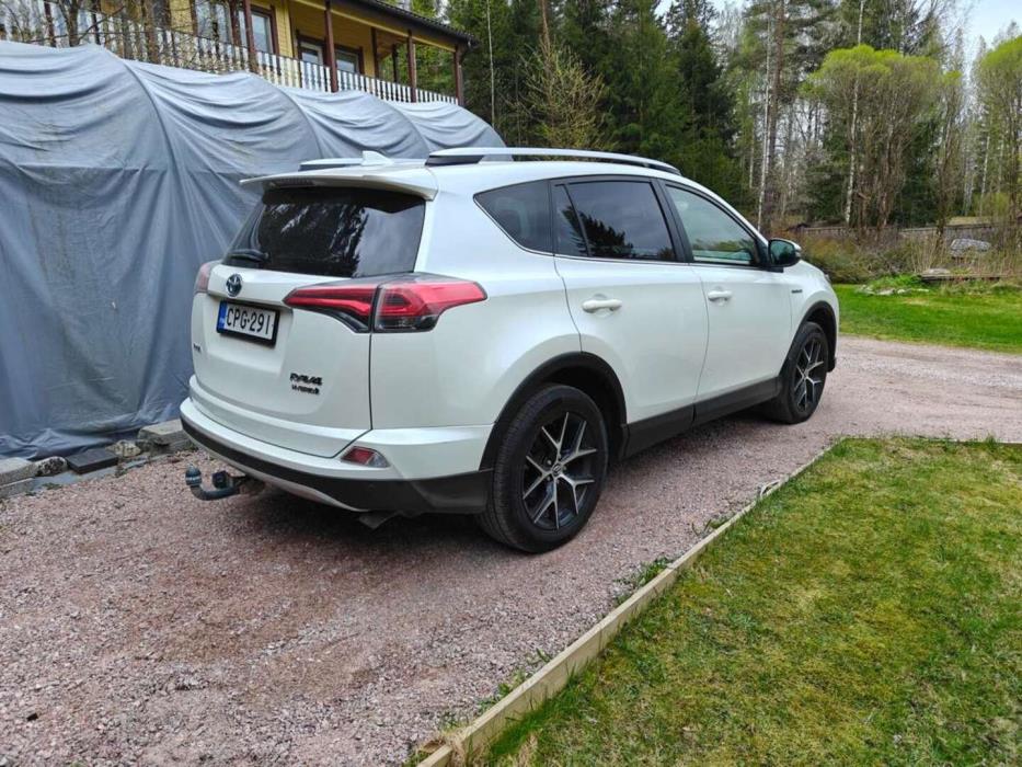 TOYOTA RAV4 2016