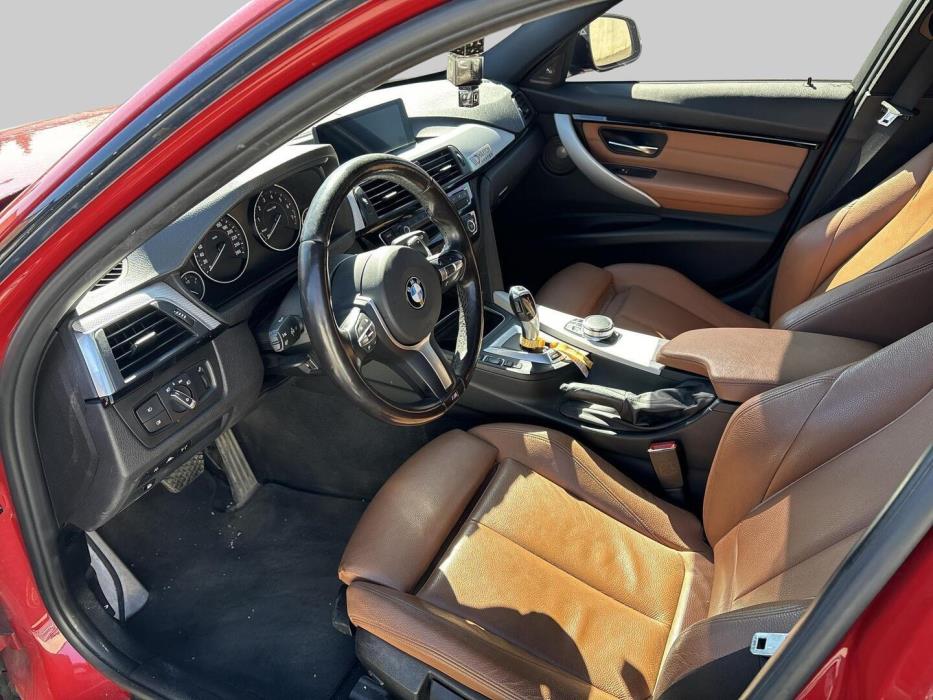 BMW 330 2017
