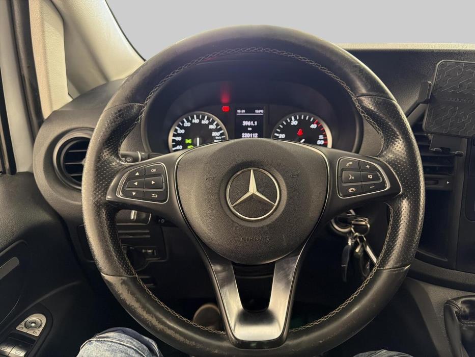 MERCEDES-BENZ Vito 2015