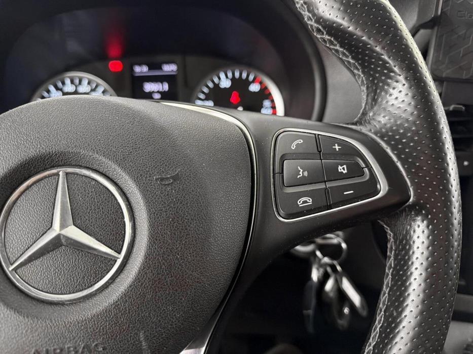 MERCEDES-BENZ Vito 2015