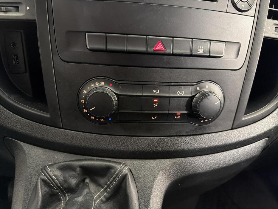MERCEDES-BENZ Vito 2015