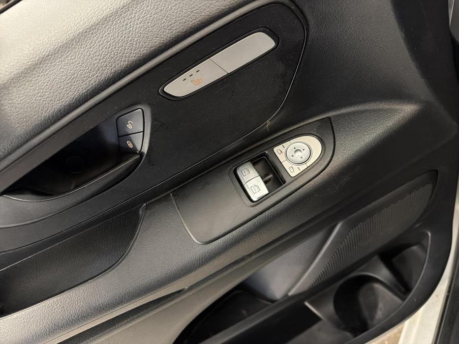 MERCEDES-BENZ Vito 2015