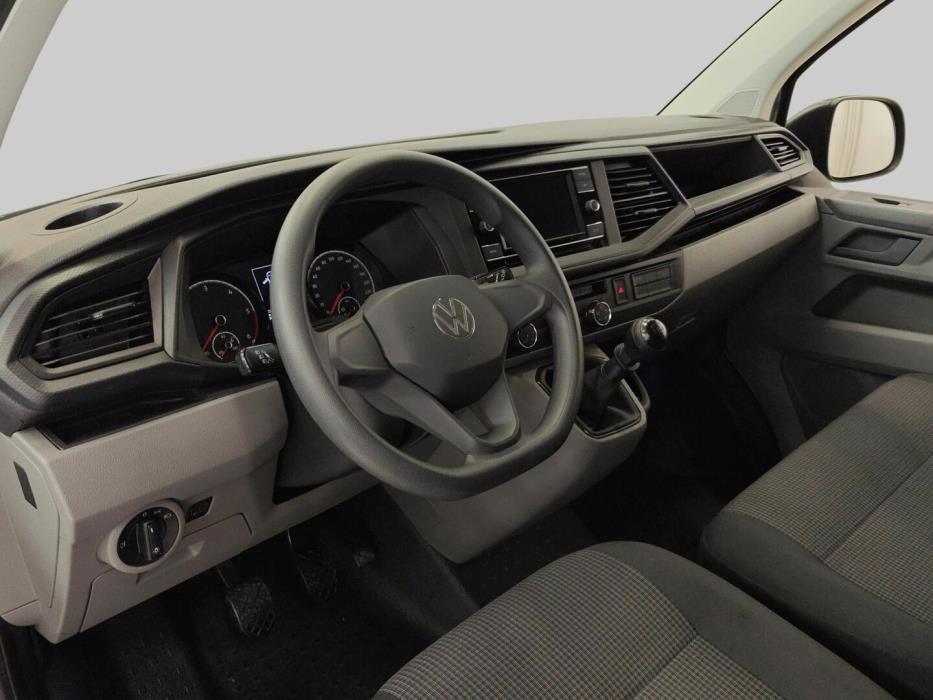 VOLKSWAGEN TRANSPORTER 2023
