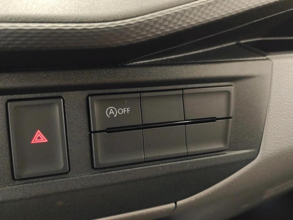 VOLKSWAGEN TRANSPORTER 2023