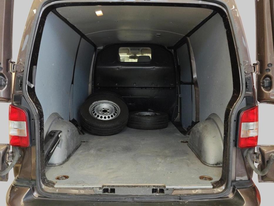VOLKSWAGEN Transporter 2015