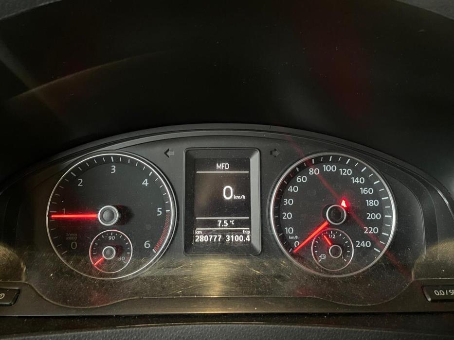 VOLKSWAGEN Transporter 2015
