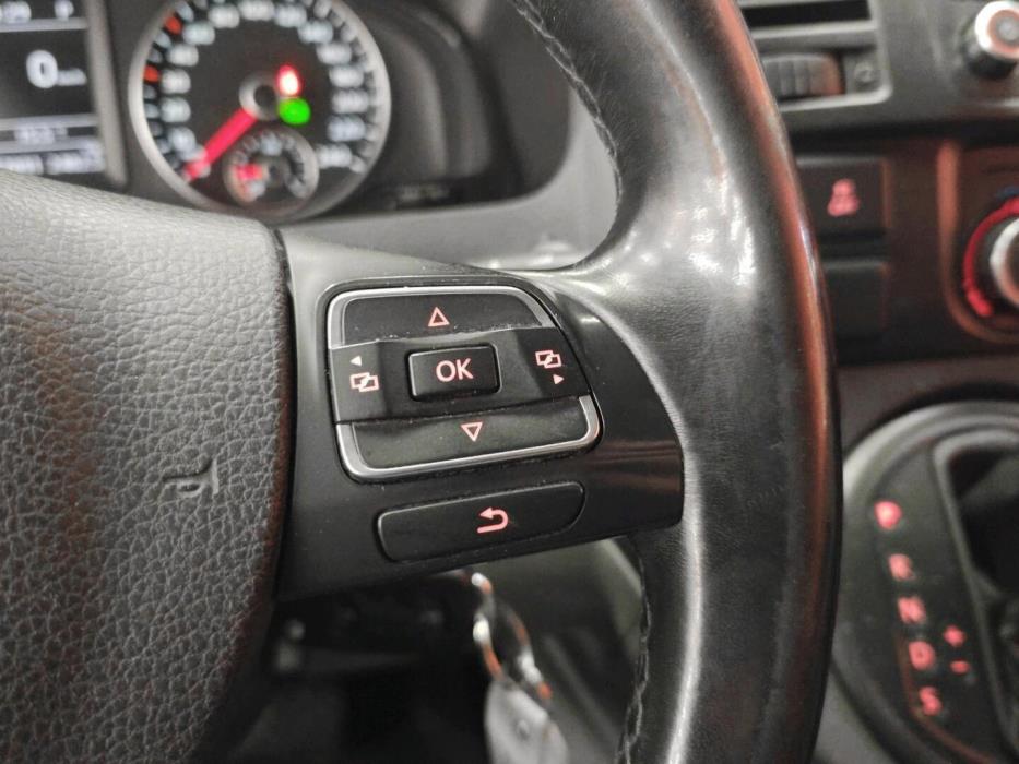 VOLKSWAGEN Transporter 2015