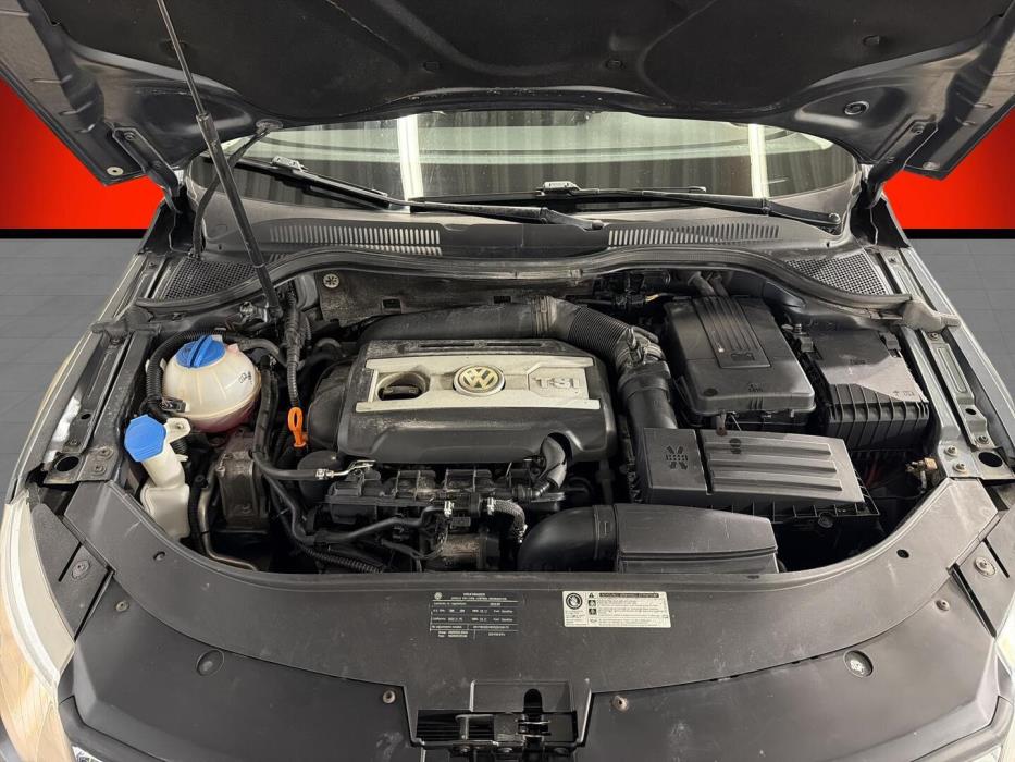 VOLKSWAGEN Passat CC 2009