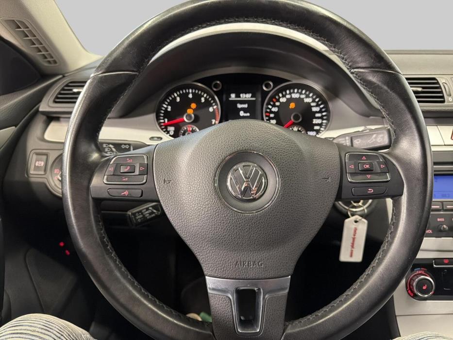 VOLKSWAGEN Passat CC 2009