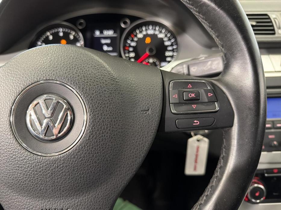 VOLKSWAGEN Passat CC 2009
