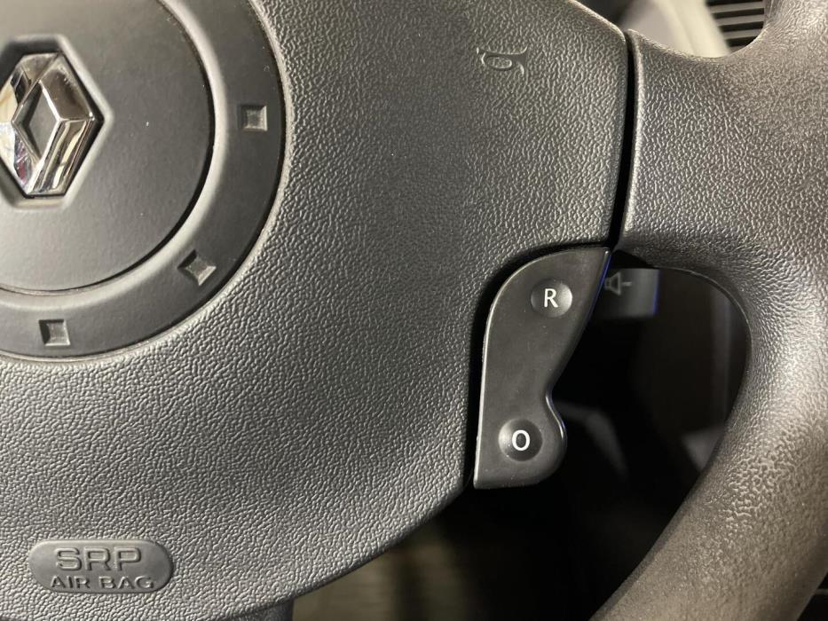 RENAULT Megane 2005