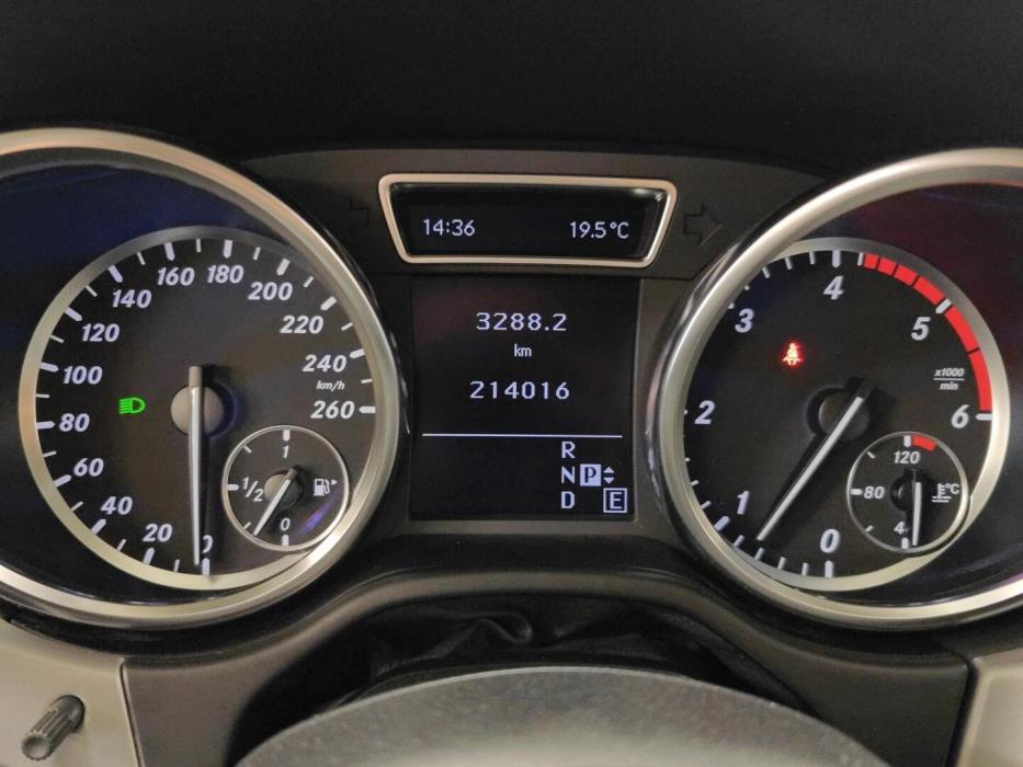 MERCEDES-BENZ ML 2012