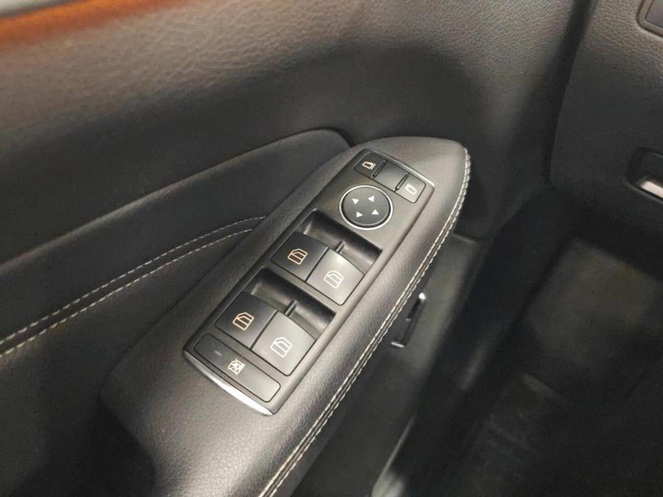 MERCEDES-BENZ ML 2012