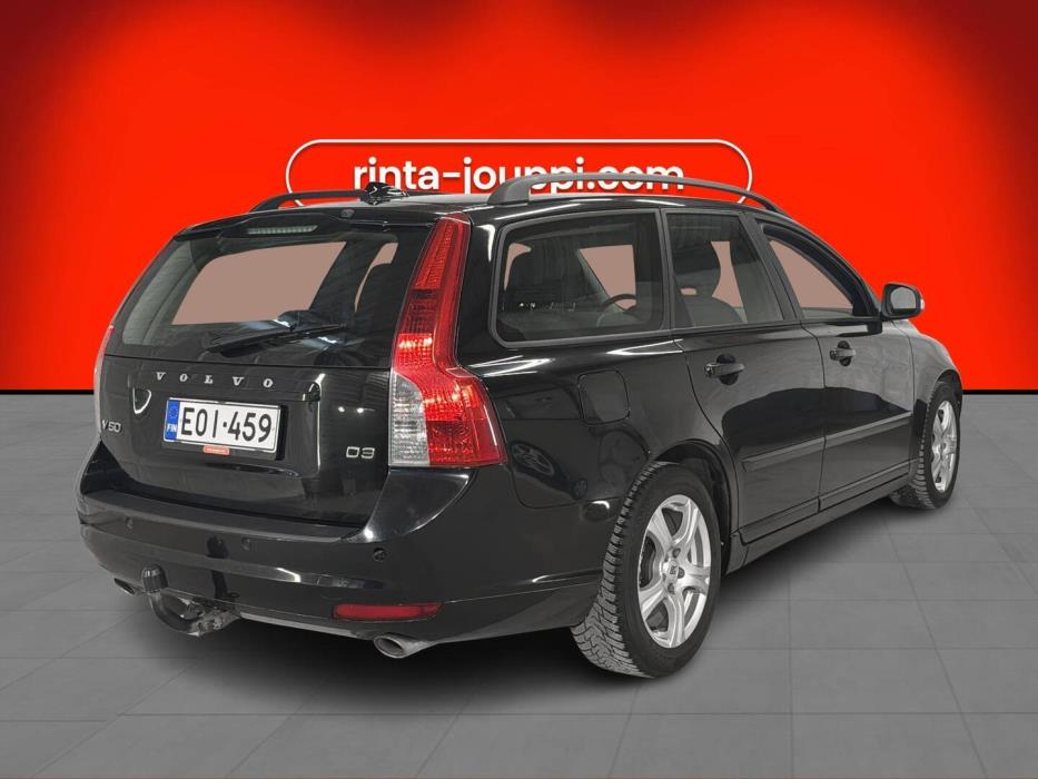 VOLVO V50 2011