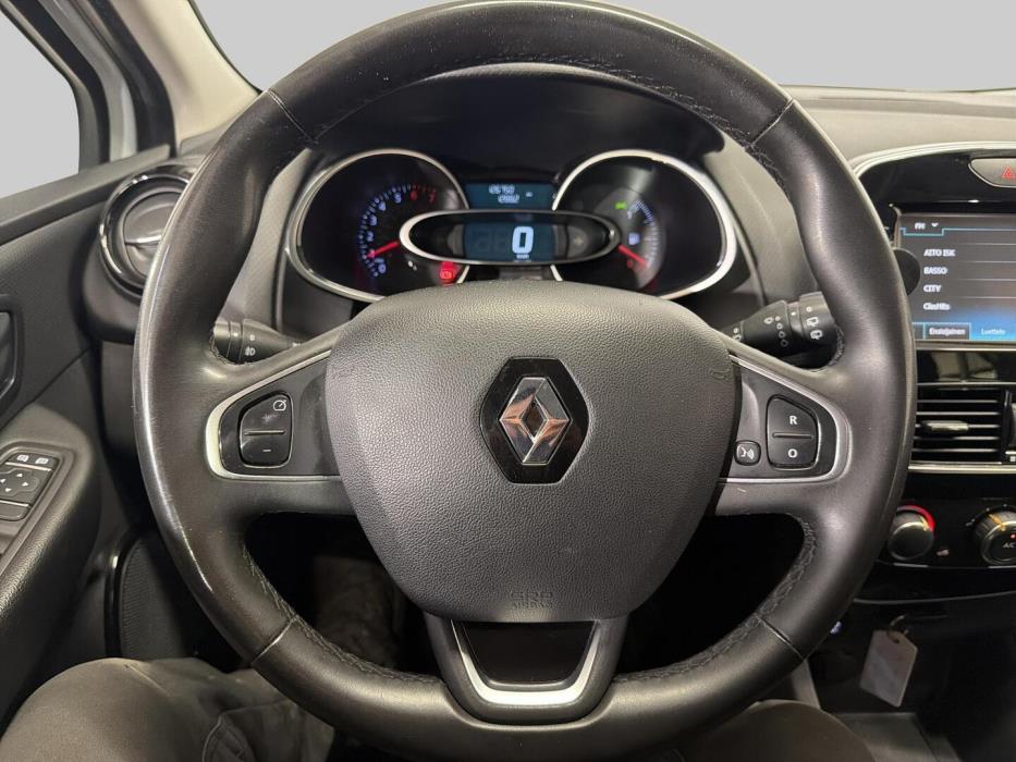 RENAULT Clio 2018
