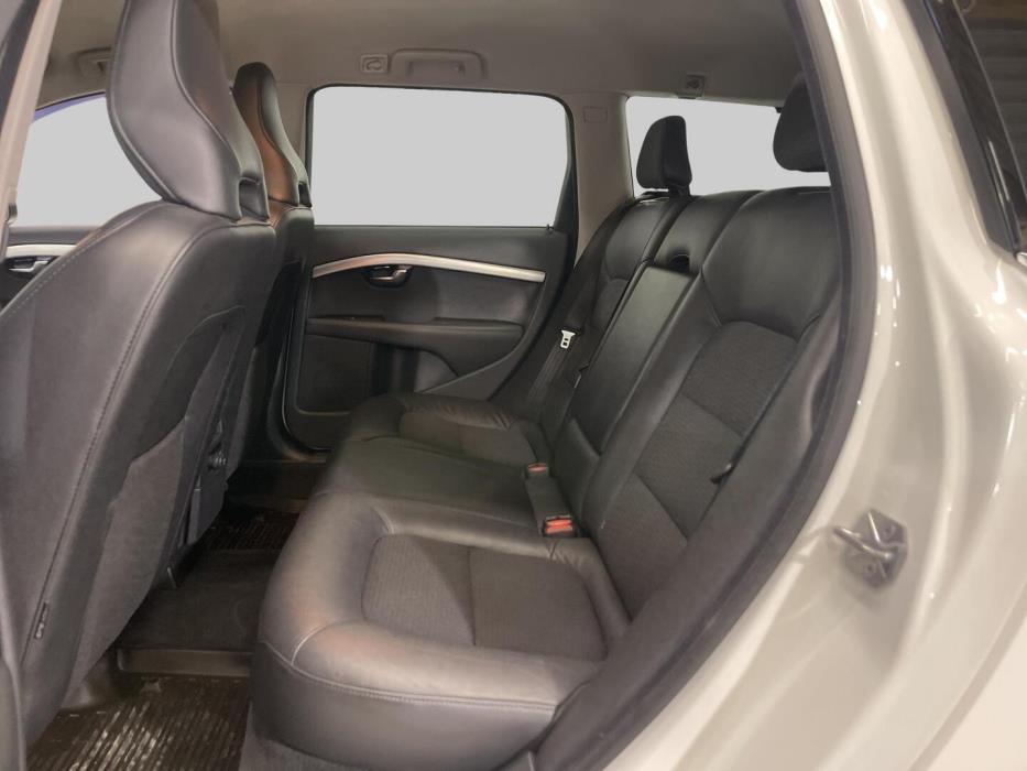 VOLVO V70 2014