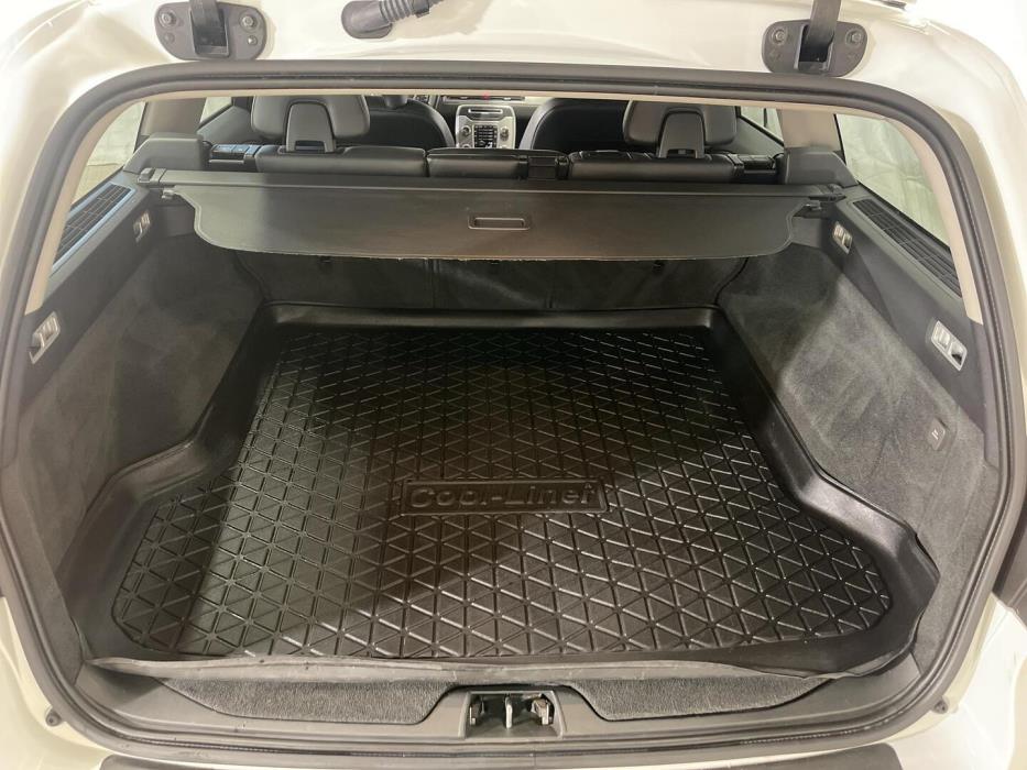 VOLVO V70 2014