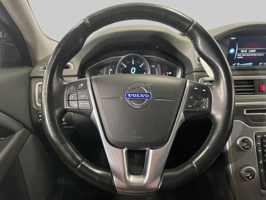 VOLVO V70 2014