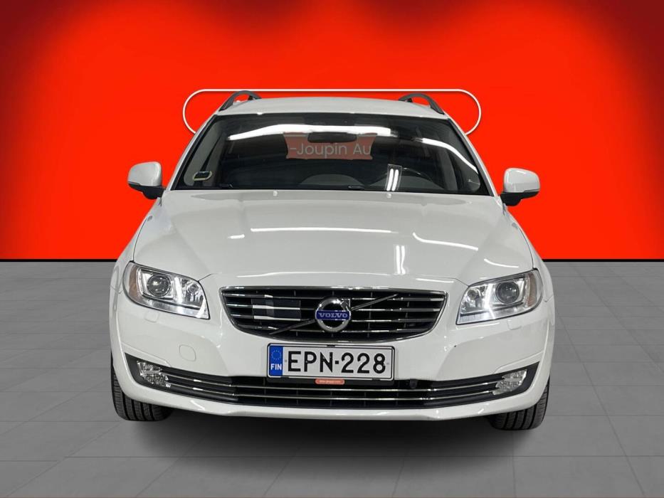 VOLVO V70 2014
