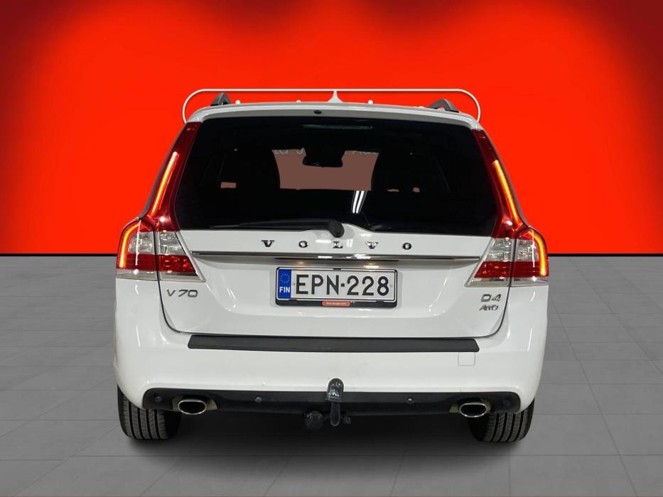 VOLVO V70 2014